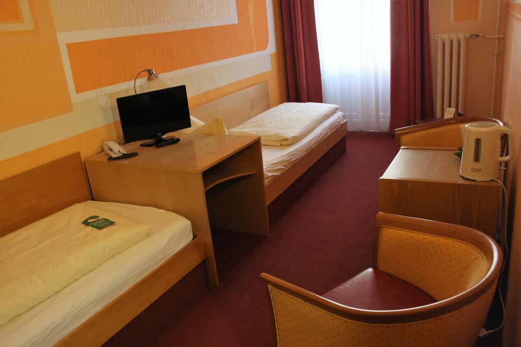 Hotel Graf Pückler 2*